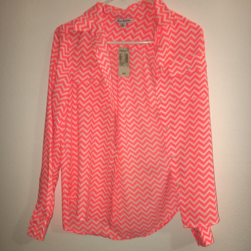 American Eagle patterned button up